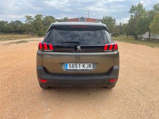 Peugeot 5008 2018
