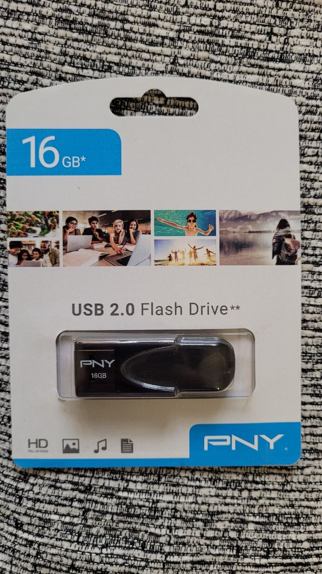 Pen drive 16 GB PNY nuevo precintado