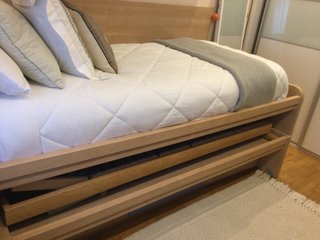 Camas, mueble juvenil. Muy buen estado.