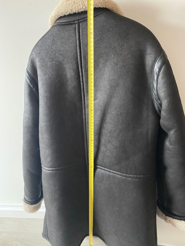 Abrigo de borrego y piel sintética