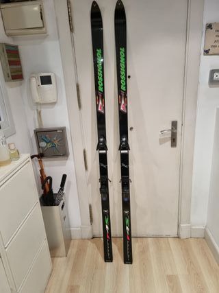 SKIES VINTAGE ROSSIGNOL F4S V.A.S.KEVLAR SL EQUIPE