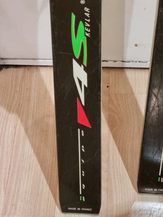 SKIES VINTAGE ROSSIGNOL F4S V.A.S.KEVLAR SL EQUIPE