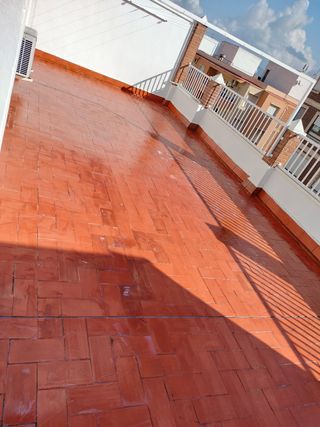 Reparación de tejados y goteras ..