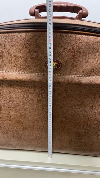 JUEGO DE MALETA y BOLSA DE VIAJE DE PIEL