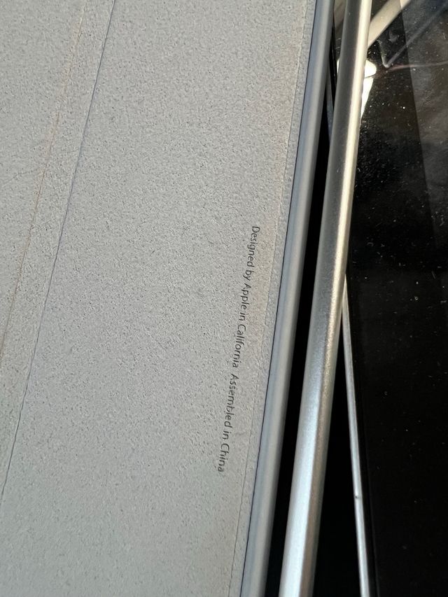 funda ipad gris marca apple