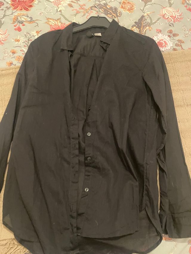 Camisa negra de manga larga H&M