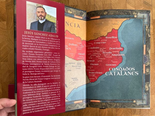 LIBRO LAS ARMAS DE LA LUZ