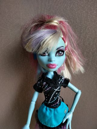 Muñeca Abbey Bominable  Monster High cocinera