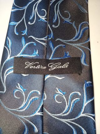 CONJUNTO PADRINO FIESTA PAÑUELO Y CORBATA