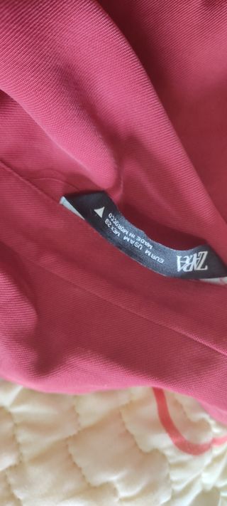 Vestido camisero rojo Zara