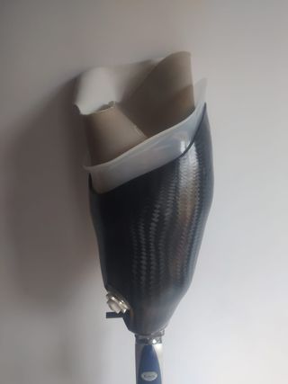 Prótesis de pierna ortopédica AXIS