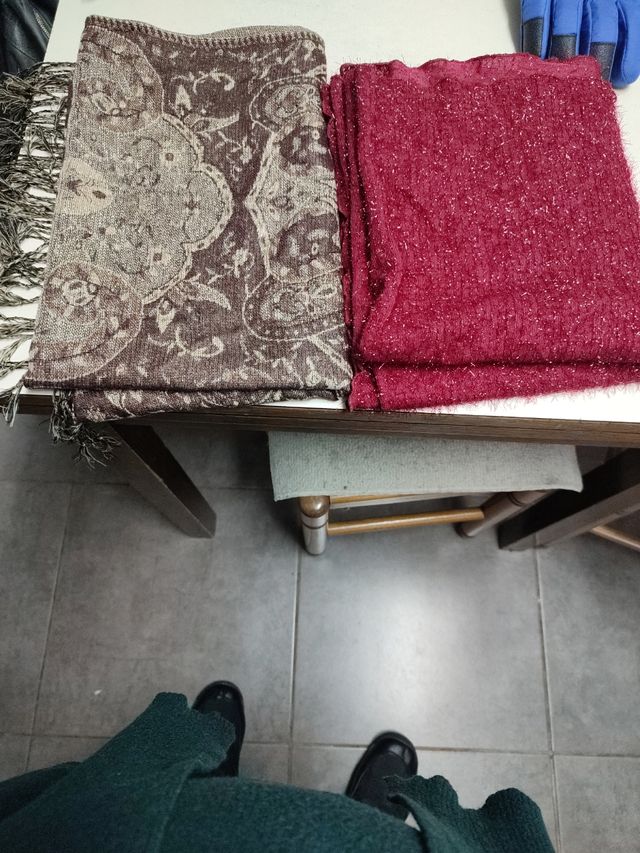 Bufanda de chica muy bonita