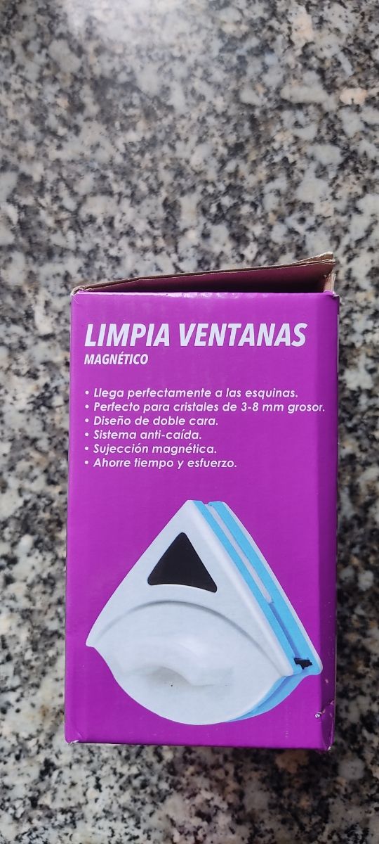 Limpiacristales magnético