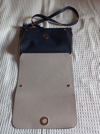 Bolso Parfois negro, usado muy poco