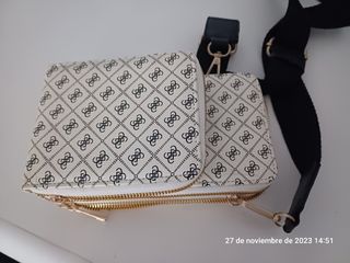Bolso pequeño para móvil y cartera.