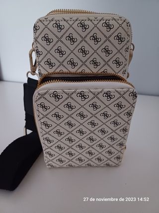 Bolso pequeño para móvil y cartera.