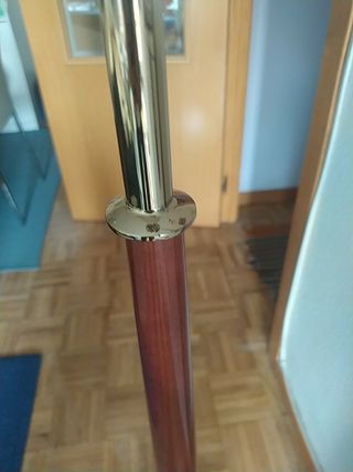 lampara de nogal antigua de pie preciosa