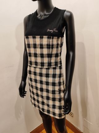 Vestido entallado manga corta (cuadros).