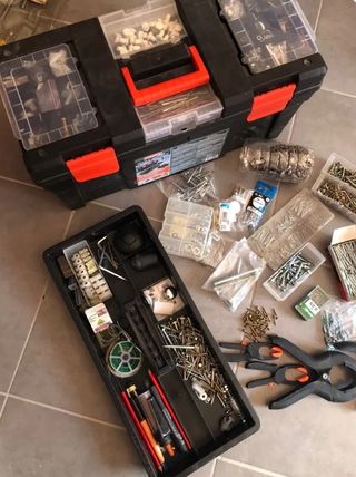 Maletín herramientas POWERFIX. Regalo tornillería
