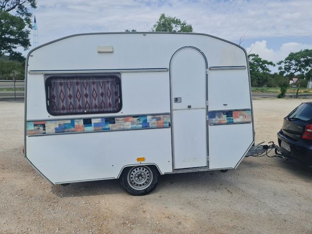 Caravana rulot roller pequeñita