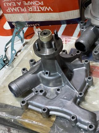 GWP325 Bomba agua Land Rover 110 V8 sin a/c 1983->