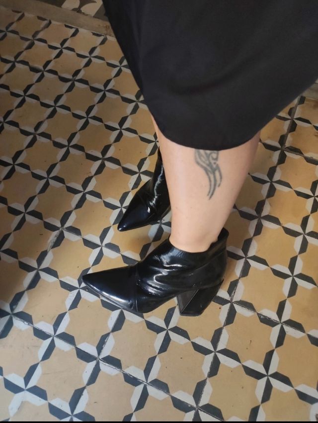 Botinetas piel/charol 39