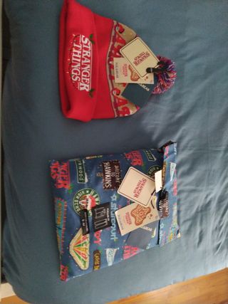 Pijama y gorro de Stranger Things