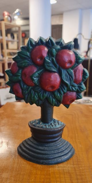 Tope o parada de puerta en hierro forjado