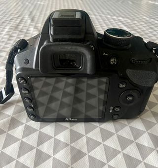 Nikon D3200 con accesorios