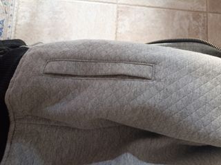 Bomber reversible, negro y gris claro.