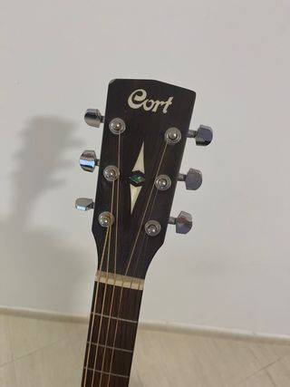 Guitarra Cort Serie Earth acústica