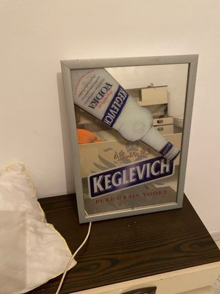 Insegna KEGLEVICH luminosa