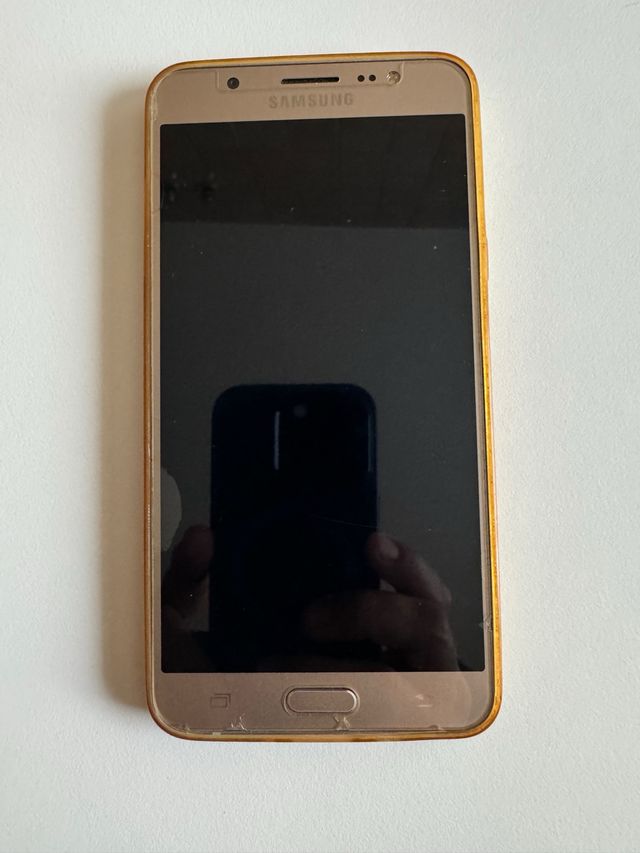 Samsung Galaxy J7