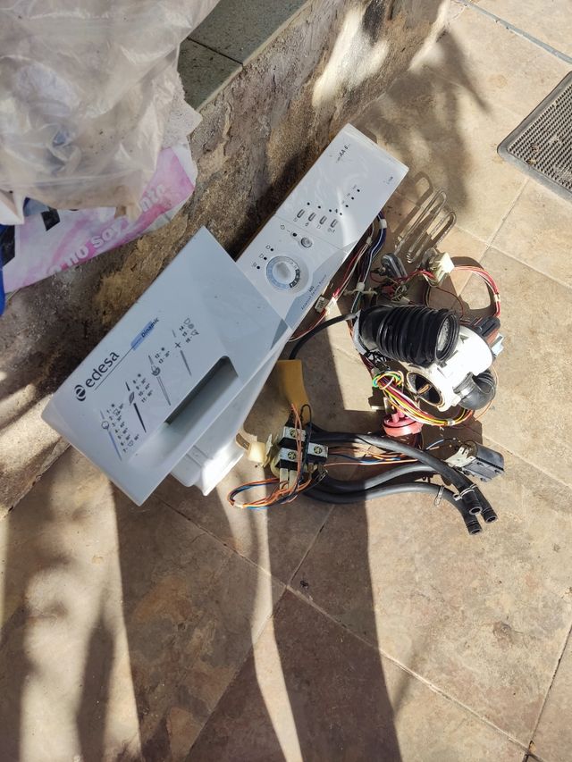 LAVADORA EDESA PIEZAS VARIAS