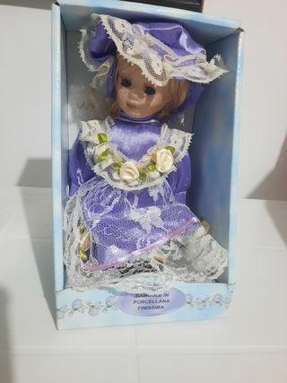 2 Bambole in porcellana finissima nuove