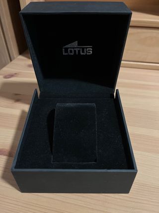 Caja de reloj LOTUS