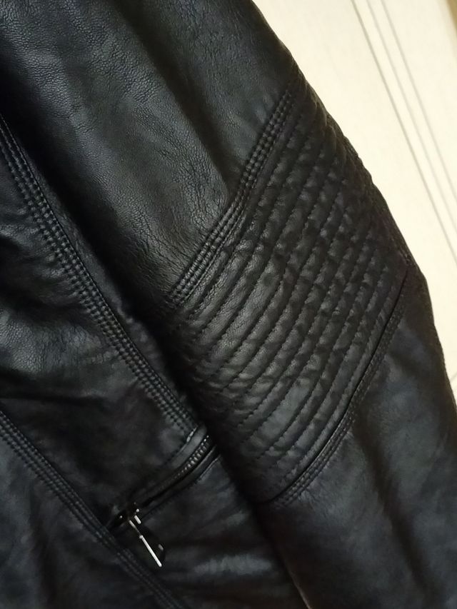 Giacca in ecopelle taglia XL-46 nuova 