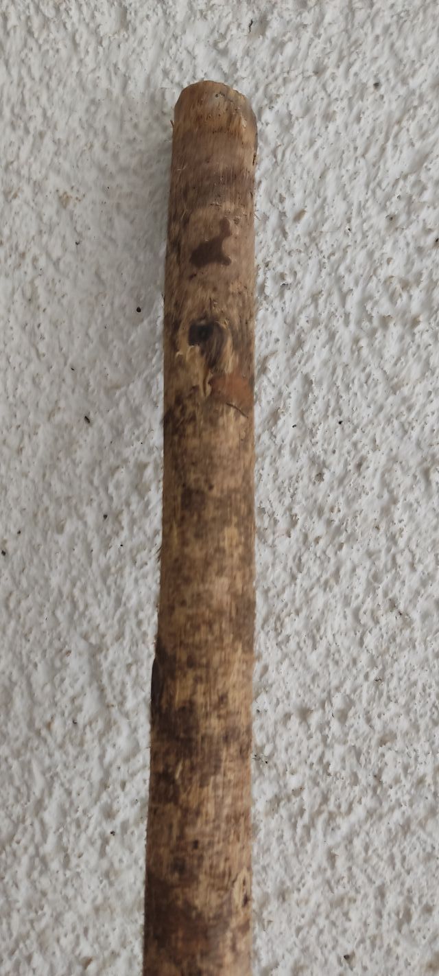 Barra y cazo para postes telefónicos