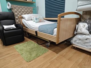 Cama eléctrica articulada elevable