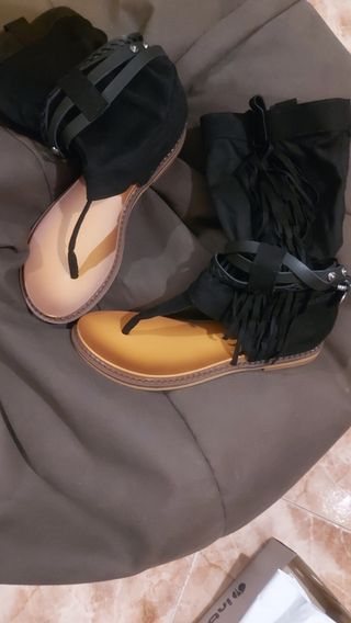 Sandalias de flecos
