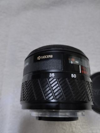 YASHICA  AF 35-70  1:3.3-4.5  MACRO 52 MACRO  52 0