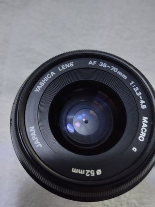 YASHICA  AF 35-70  1:3.3-4.5  MACRO 52 MACRO  52 0