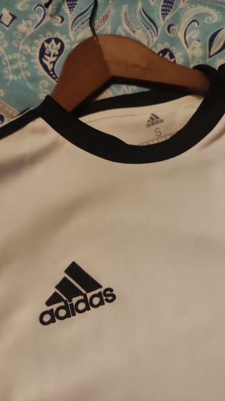 Camiseta Adidas Nueva