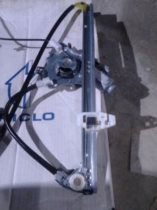 Retrovisor Citroen Xsara, elevalunas delant.dcho