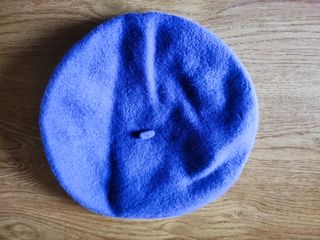 Sciarpina e basco francese in lana viola