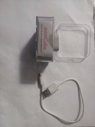 ALTAVOZ/MANOS LIBRES MINICUBE