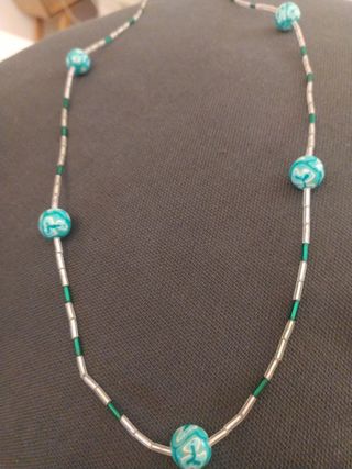 Collar y pendientes 
