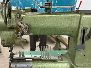 Maquina de coser ADLER 169-73