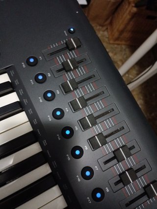 Teclado piano MIDI