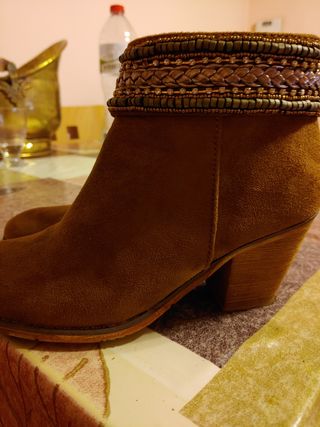 Botines marrones